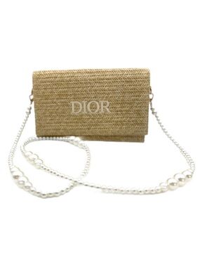 Rattan bag with Pearl Chain